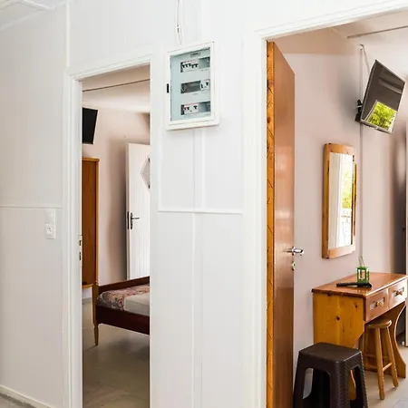 Roussa's 2* Λαγανάς