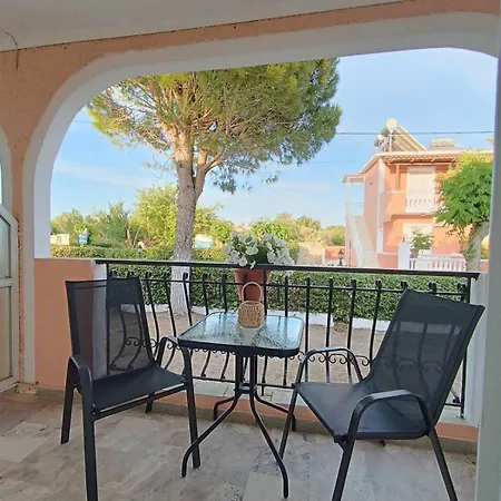 Roussa's Hotel Laganas