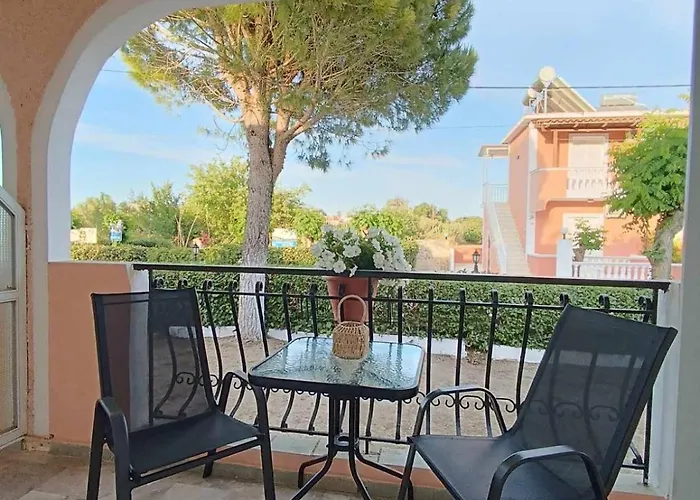 Roussa's Hotel Laganas